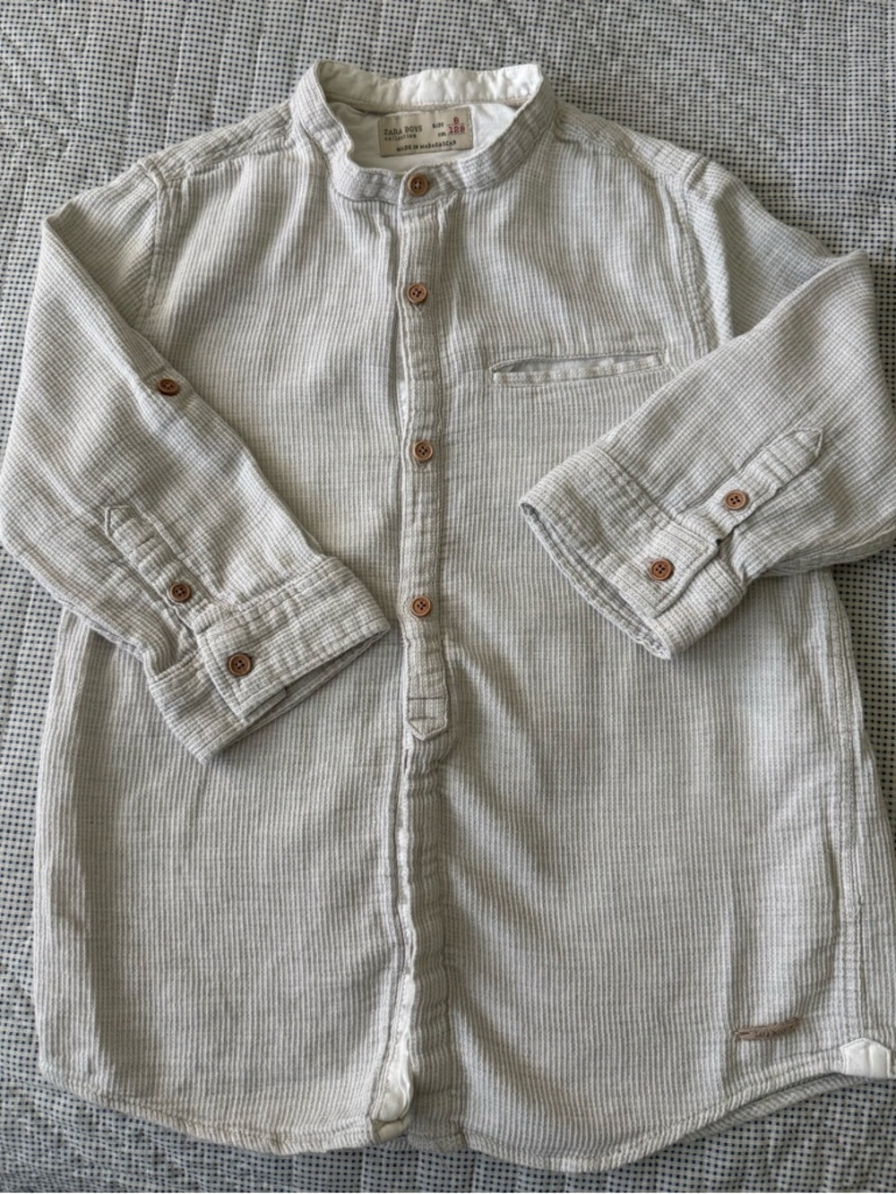 ZARA BOYS collarless cream button-down shirt Size 8